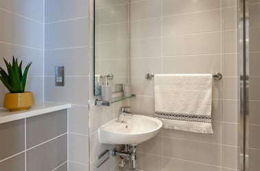 Notte Street, The Hoe, Plymouth - Image 3